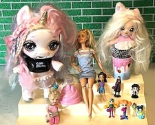 11 bambole: Unicorno non