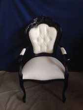 POLTRONA TRAFORATA  SEDIA