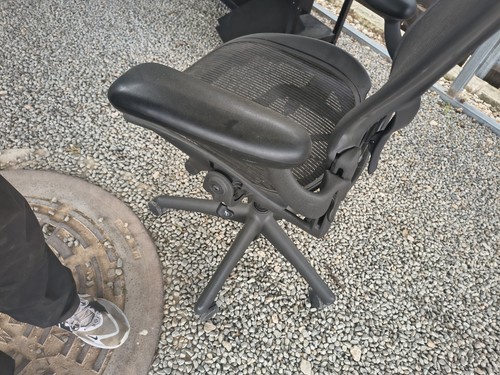 Herman miller aeron black - miller,