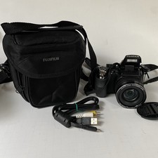Fujifilm FinePix S4500 14MP