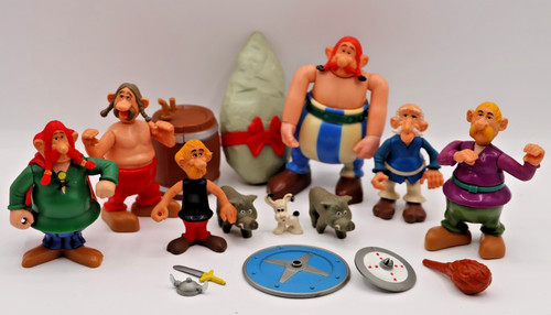 Lotto figurine accessori - figurine, e