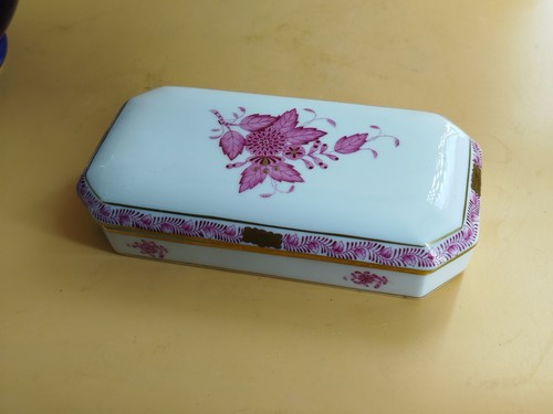 Scatola porcellana vintage