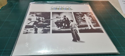 Genesis the lamb - lamb, down