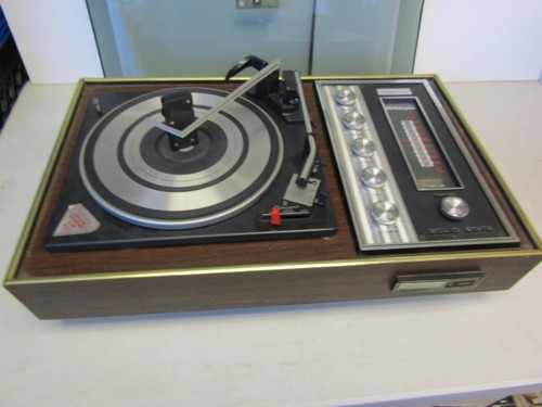 Impianto stereo elettrofonico