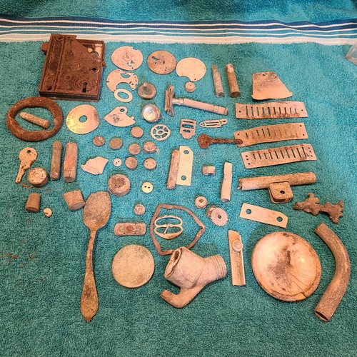 Antico metal detector reperti