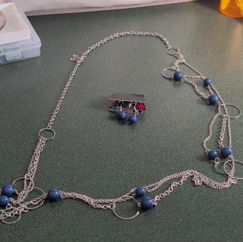 Set gioielli collana - , e