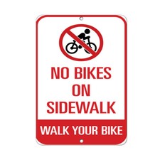 Cartello metallico verticale