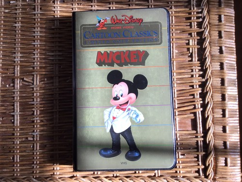 Walt disney cartoon classics - walt,