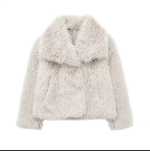 Pelliccia modello zara 2023 - pelliccia,