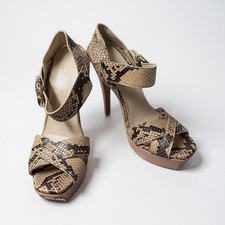 GUCCI Sandali con tacco alto