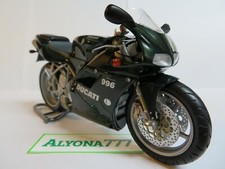 MINICHAMPS 1/12 DUCATI 996