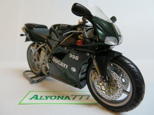 Minichamps ducati 996 - 1/12,