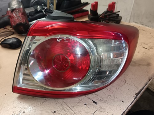 Fanale posteriore esterno - , lato