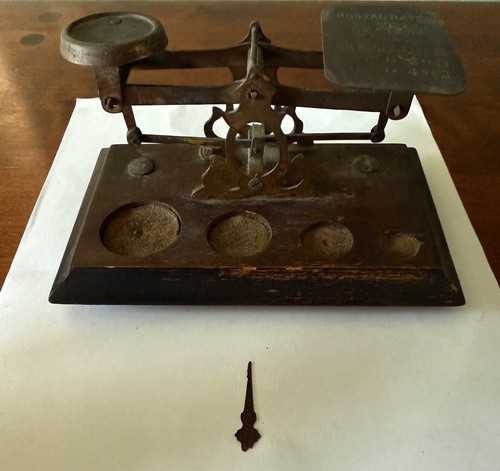 Antica lettera ottone - lettera, scala