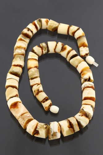 Collana perle bottone grezzo