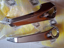 2 Poignées de porte plastique