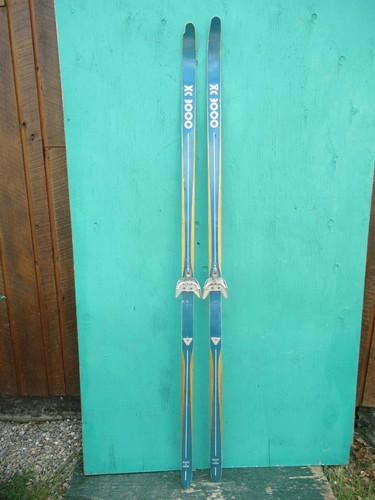 Bellissimi vecchi sci neve - sci, da