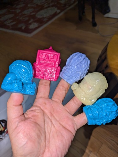 Violence toy creepies lotto - creepies,