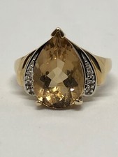 Pale Yellow Topaz - Pear