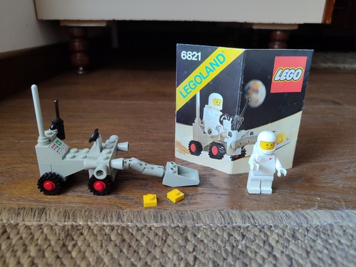 Lego classic space - -,
