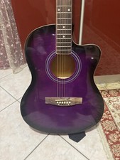 Bellissima chitarra Color