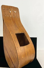 Antica bambola culla bambino