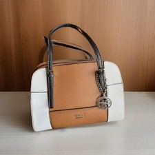 Borsa a mano Guess Huntley
