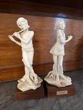 Coppia Sculture In Biscuit