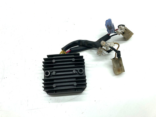 Regolatore tensione - regolatore,