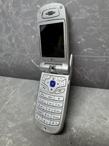 Cellulare u8120 three - lg, 3
