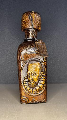 Bouteille whisky cuir - , gaufré