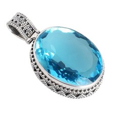 Ciondolo ovale quarzo blu