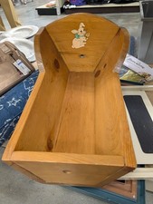 Culla per bambole vintage in