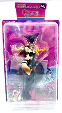 Figure MISS DRONIO DAMAGED