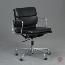 Vitra EA 217 Soft Pad Chair