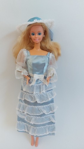 Barbie get ups - , fashions