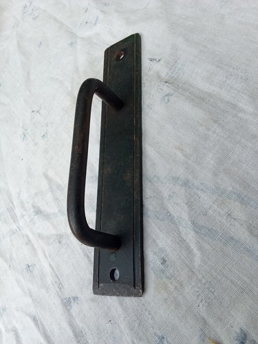 Maniglia ferro x porta - ,