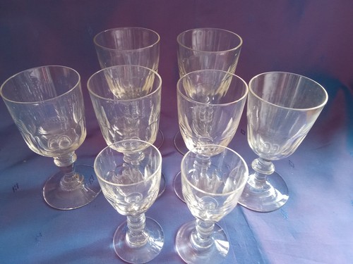 Huit verres cristal - ,