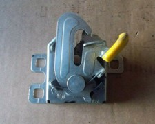 serratura cofano anteriore  Fiat Bravo 1.6 multijet 105 CV anno 2007 a 2011