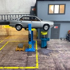 Diorama Garage In Scala 1-43 Svuotatore Di Olio Esausto