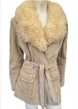 Cappotto con cintura vera