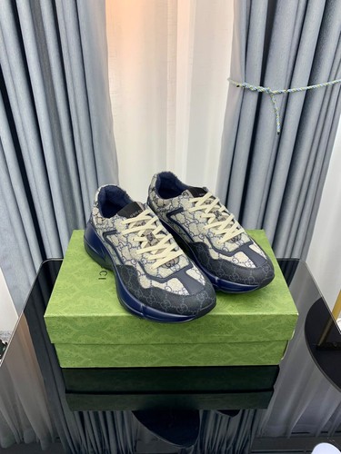 Gucci rhyton sneakers - gucci,