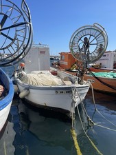 Barca Da Pesca A Motore Usata