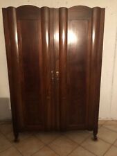 Armadio vecchio in Legno. Primo 900. Due Ante, Cassetto Interno.