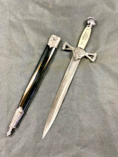 Pugnale inciso fantasia