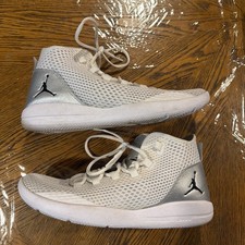 Jordan Reveal scarpa da basket