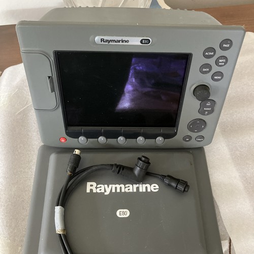 Raymarine e80 classic display - e80,