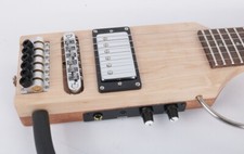 chitarra elettrica silenziosa