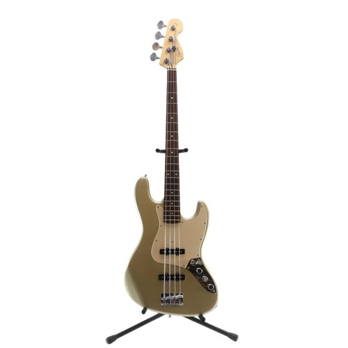 Squier fender jazzbass base - by,