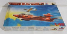 I133314 KIT ESCI 1/48 n. 4063 - Aereo Aermacchi MB-326 Trainer Jet